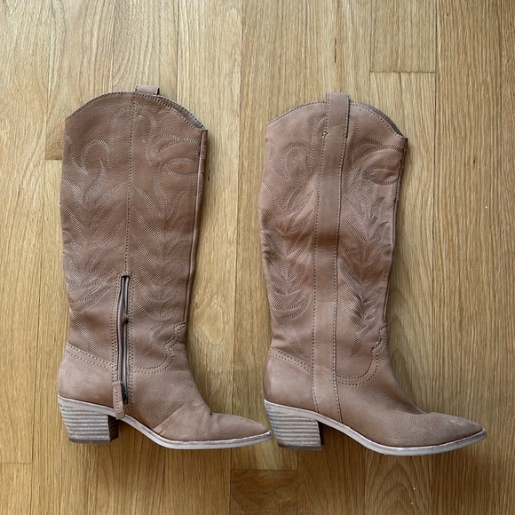 Dolce Vita Whiskey Nubuck Solei Western Boots - Picture 3 of 4